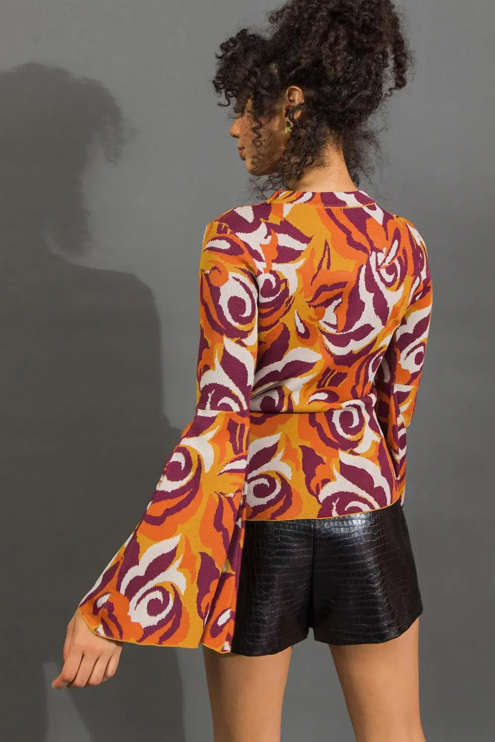 HER FAVORITE FEATURES SWEATER TOP - Flying Tomato - Flyclothing LLC