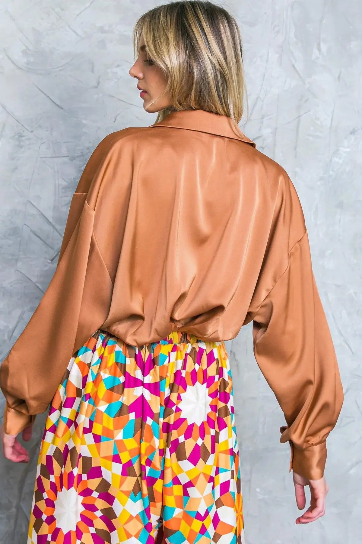 GRACEFUL MOVEMENTS WOVEN TOP - Flying Tomato - Flyclothing LLC