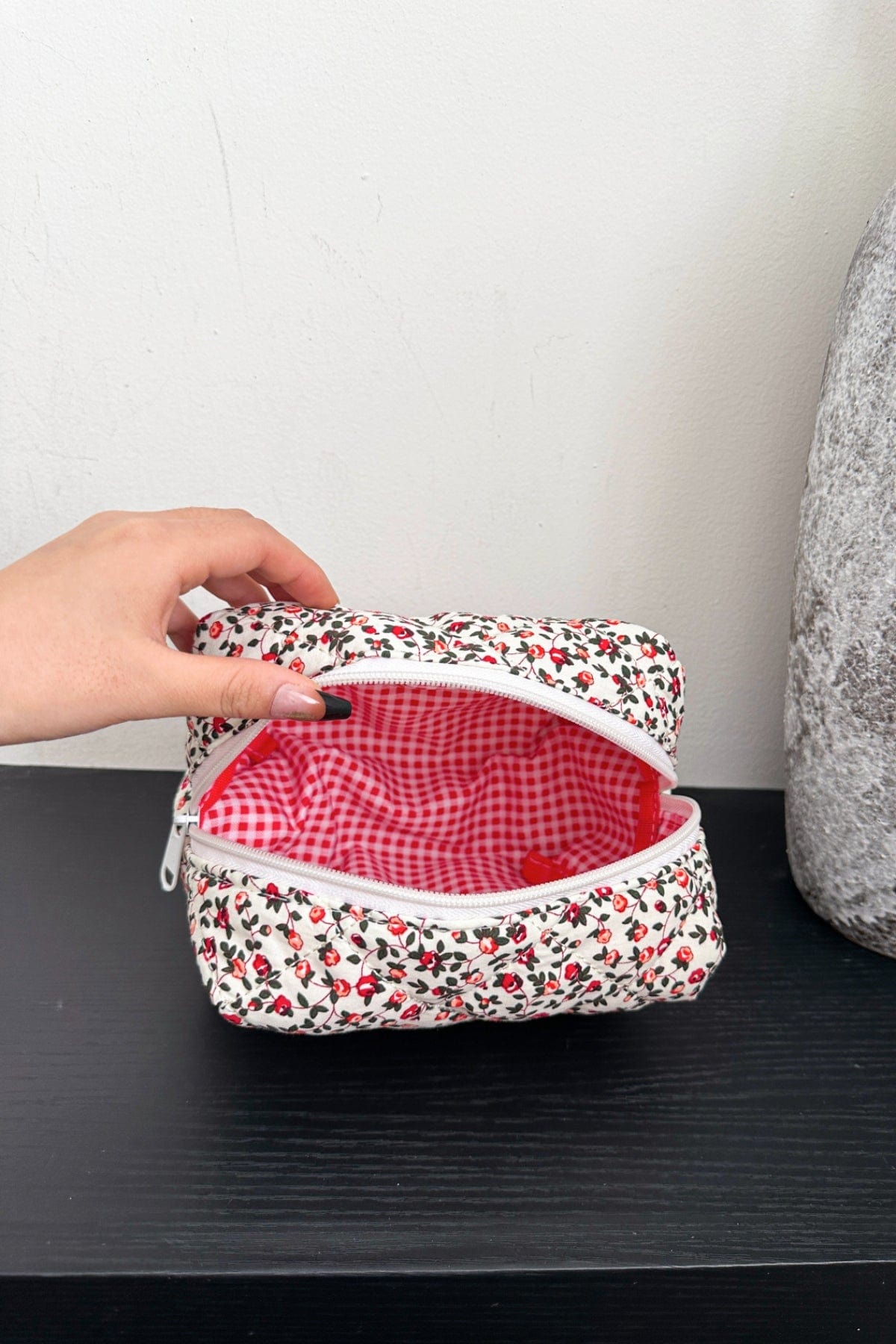 Floral Quilted Clutch with Plaid Lining - Trendsi