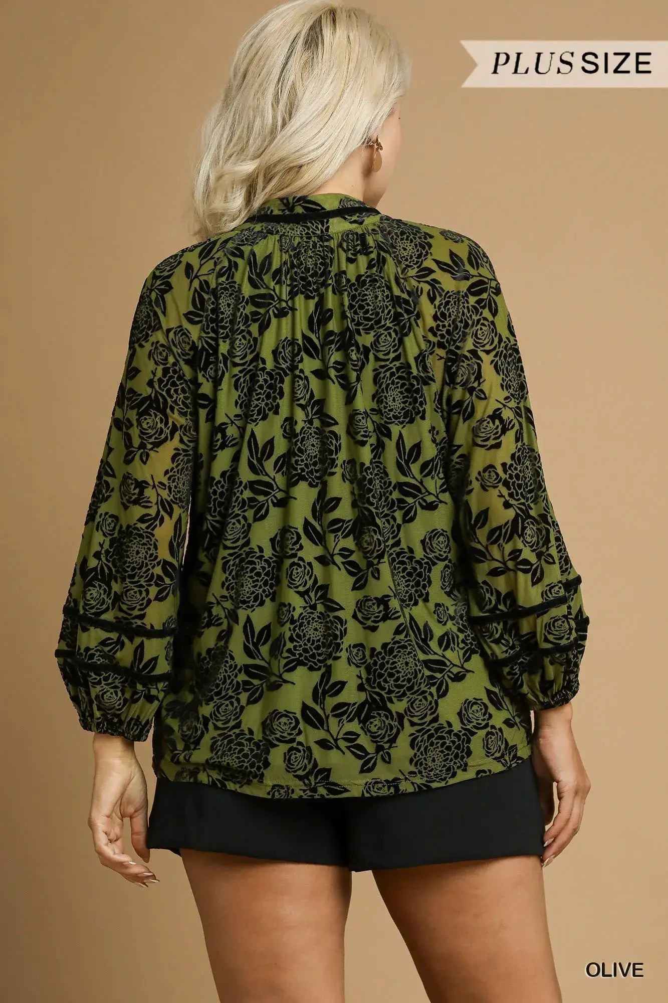 Umgee Full Size Floral Velvet Blouse with Balloon Sleeves Plus Size - Trendsi - Flyclothing LLC
