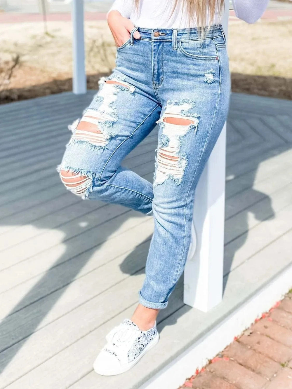 Distressed Skinny Jeans - Trendsi