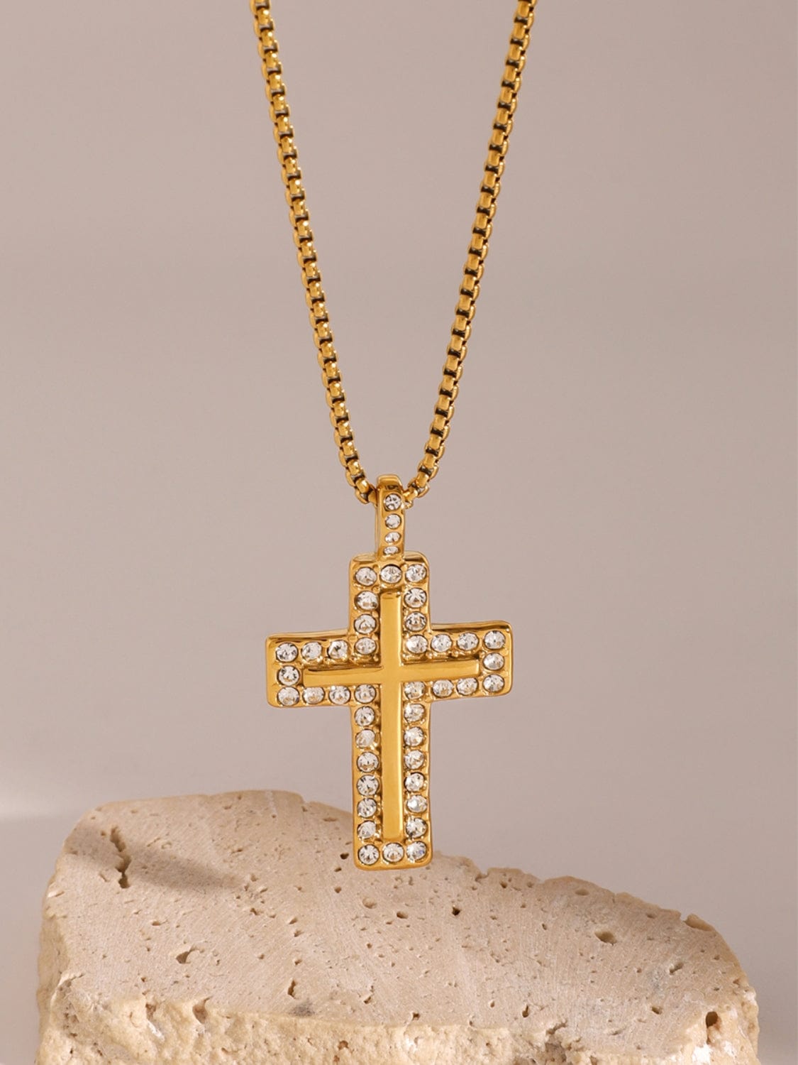 18K Gold-Plated Inlaid Zircon Cross Necklace - Trendsi