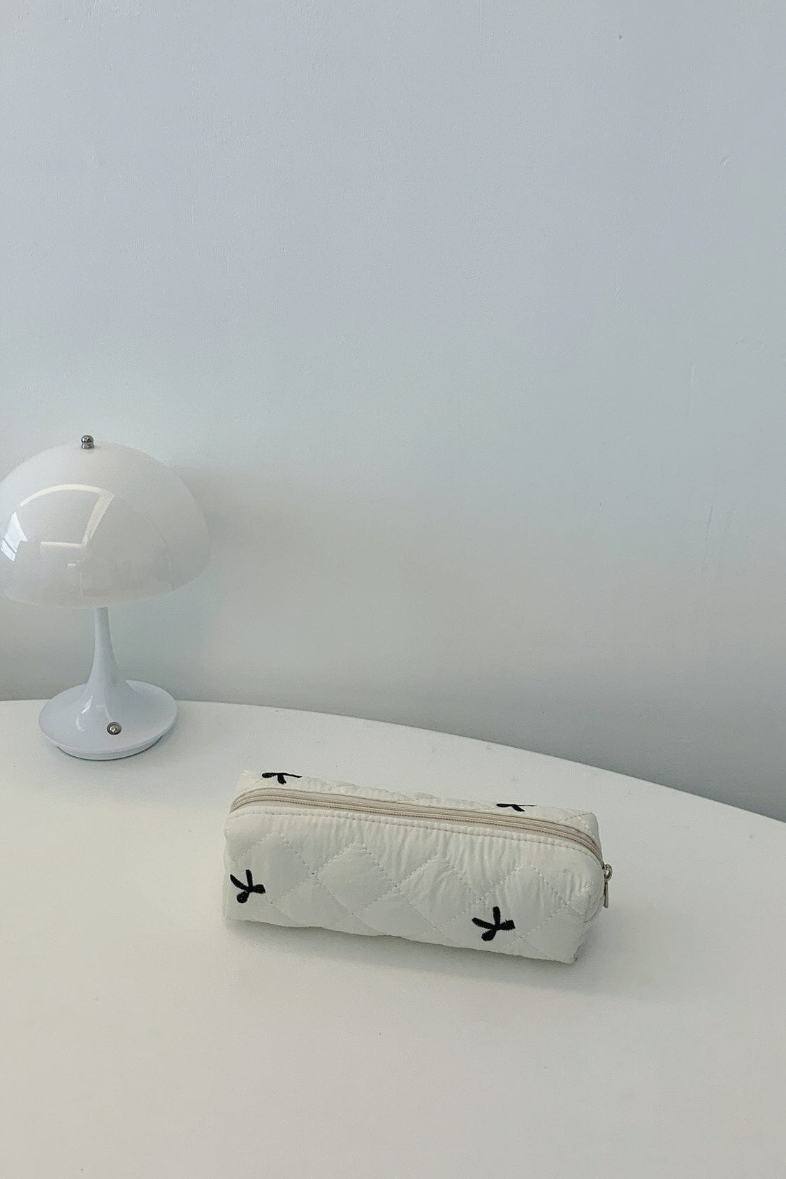 Bow Embroidered Quilted Storage Bag - Trendsi