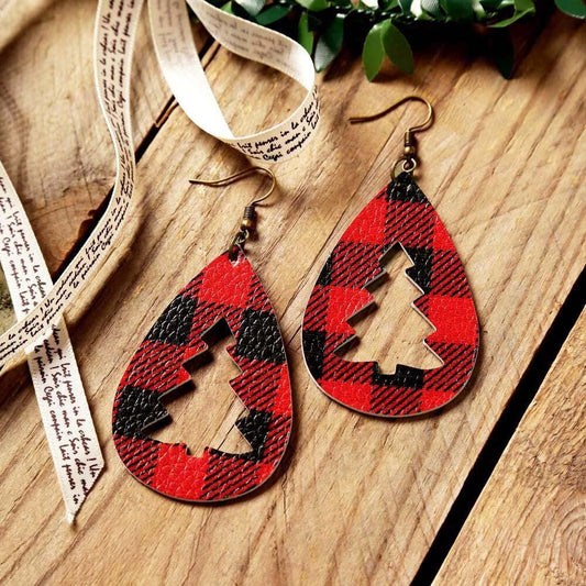 PU Leather Cutout Christmas Tree Earrings - Trendsi