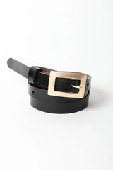 Gold Buckle Skinny Belt – Chic and Elegant