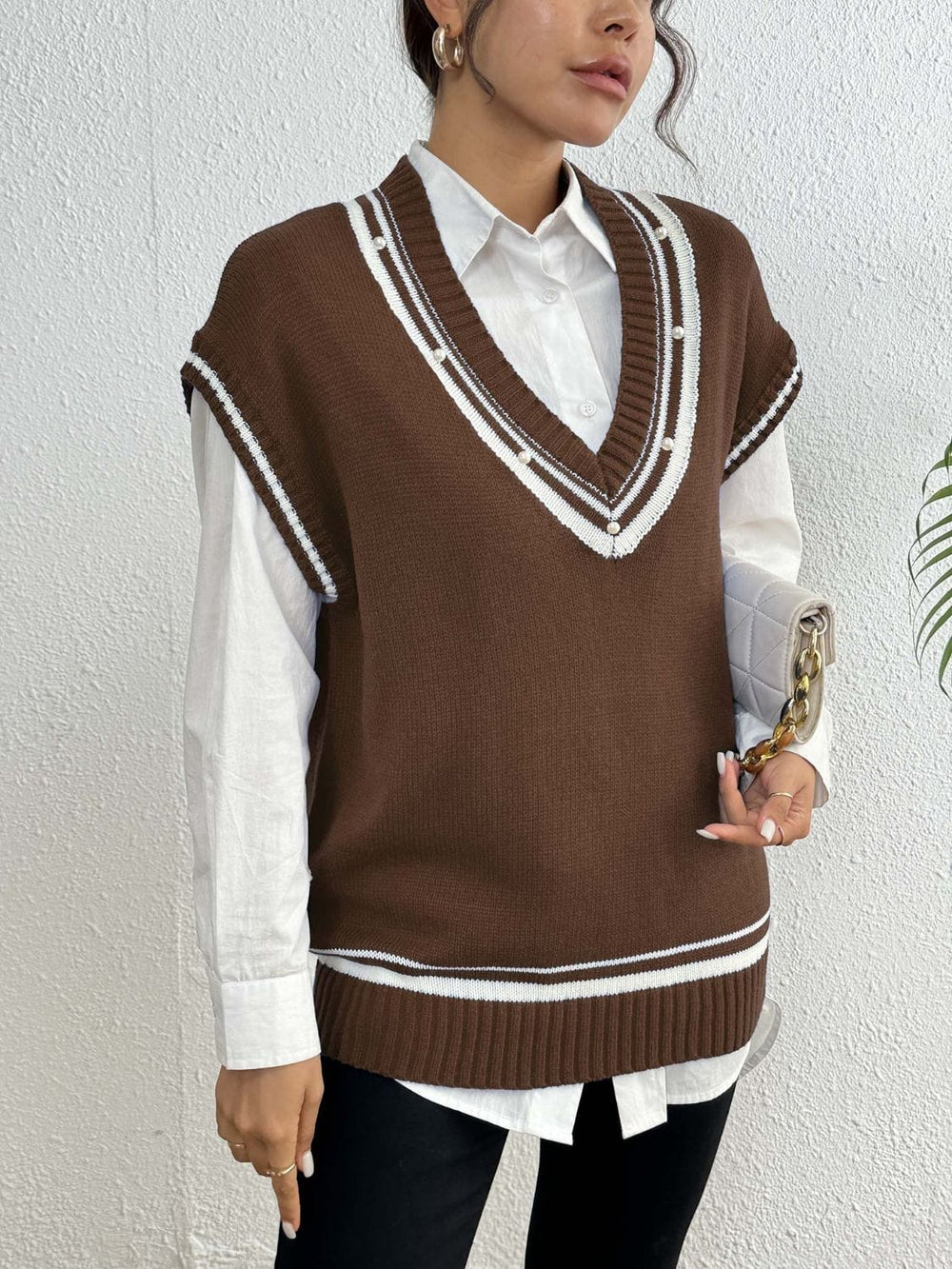 Pearl Trim Contrast V-Neck Sweater Vest - Trendsi