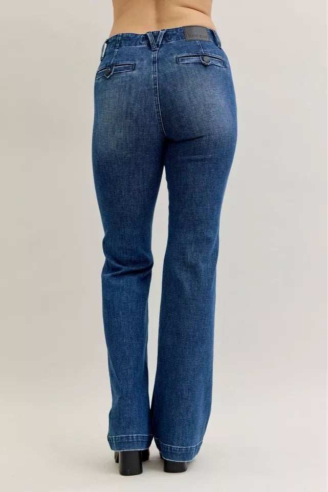 Judy Blue Full Size Mid Rise Bootcut Jeans with Welt Pockets Plus Size - Trendsi - Flyclothing LLC