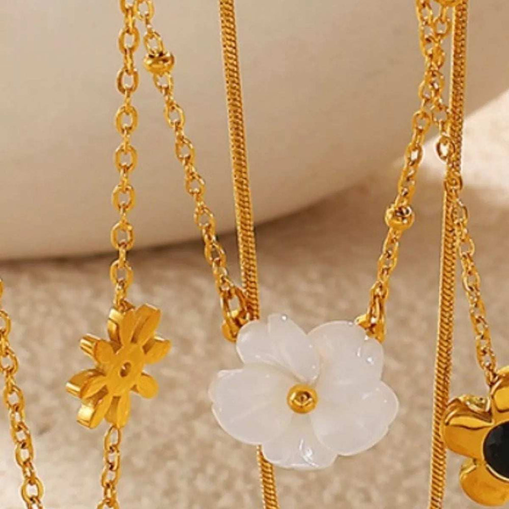 18K Gold-Plated Stainless Steel Flower Pendant Necklace - Trendsi - Flyclothing LLC