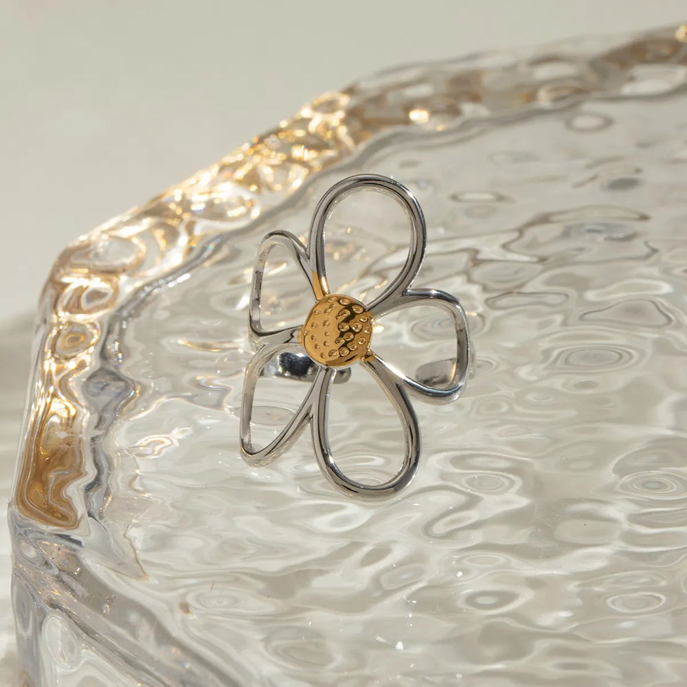 Two-Tone Daisy Flower Ring - Trendsi - Flyclothing LLC