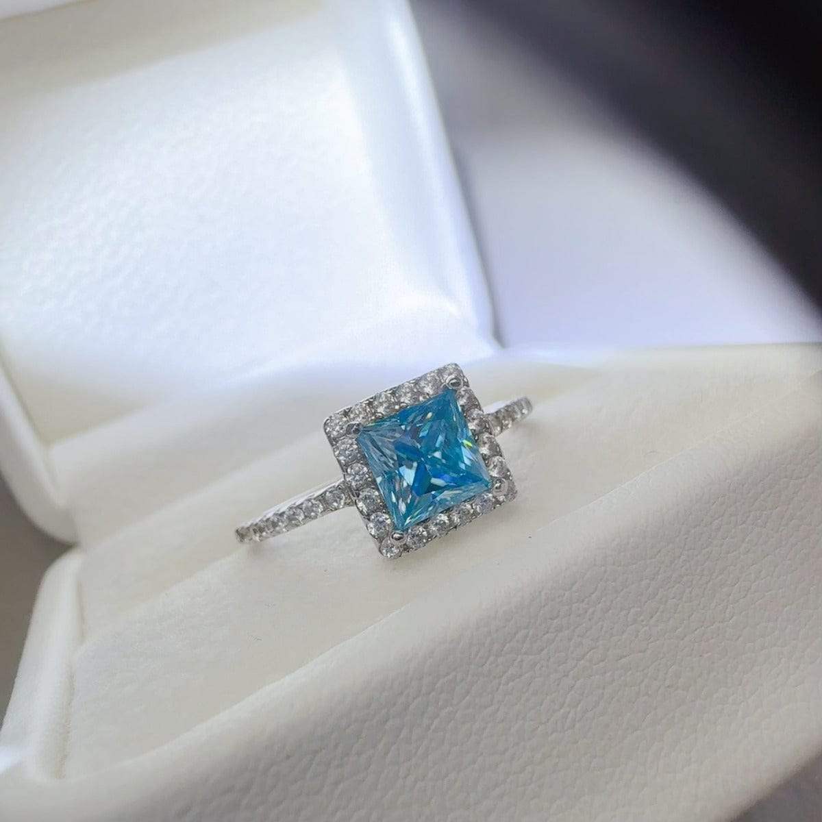2 Carat Moissanite 925 Sterling Silver Square Shape Ring - Trendsi - Flyclothing LLC