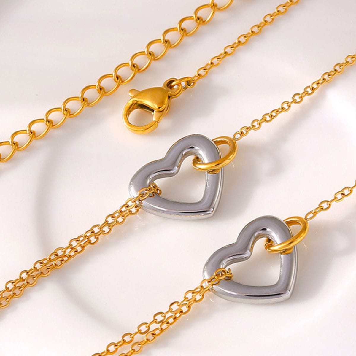 18K Gold-Plated Heart Bracelet - Trendsi
