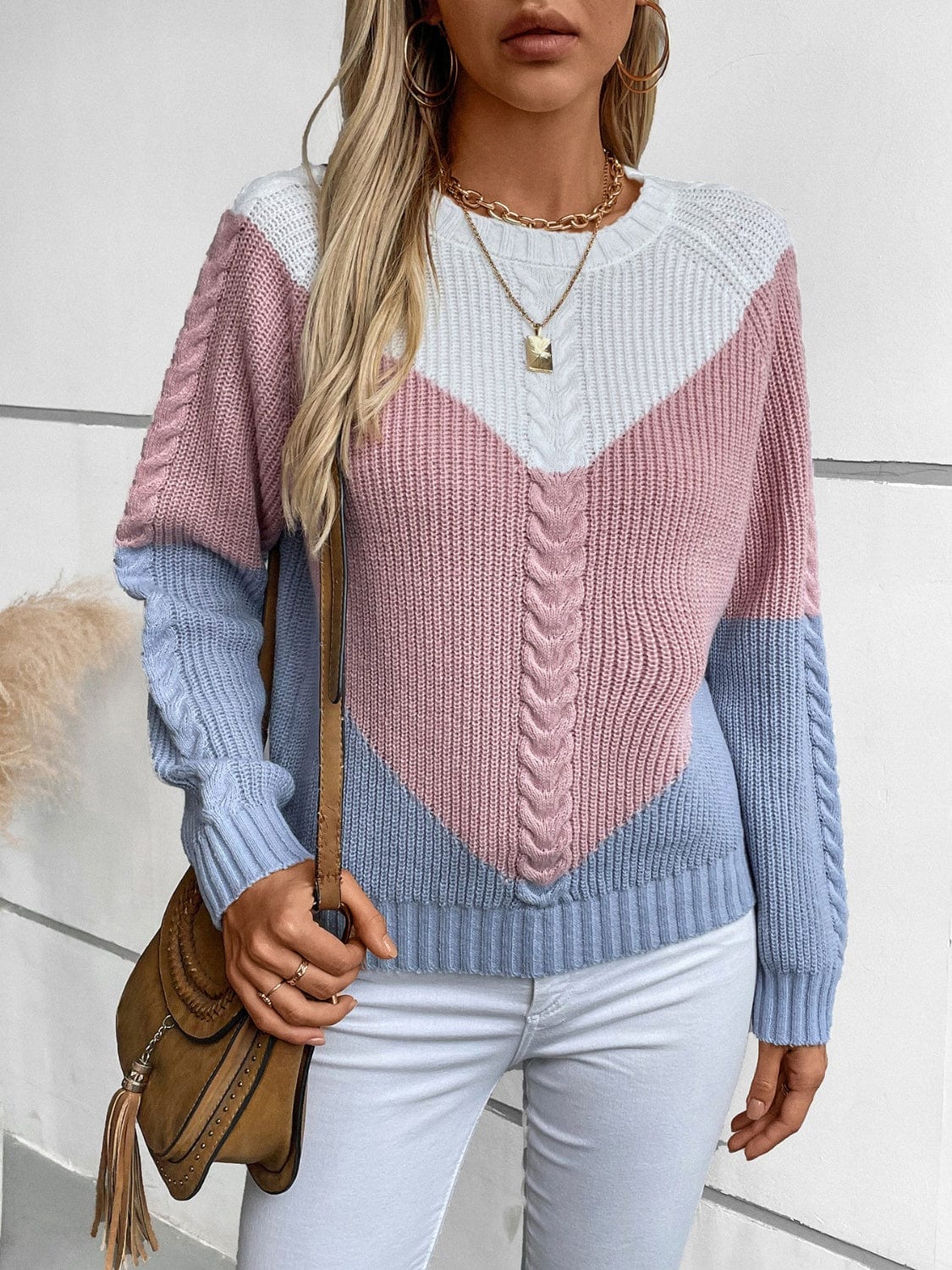 Color Block Round Neck Long Sleeve Sweater - Trendsi