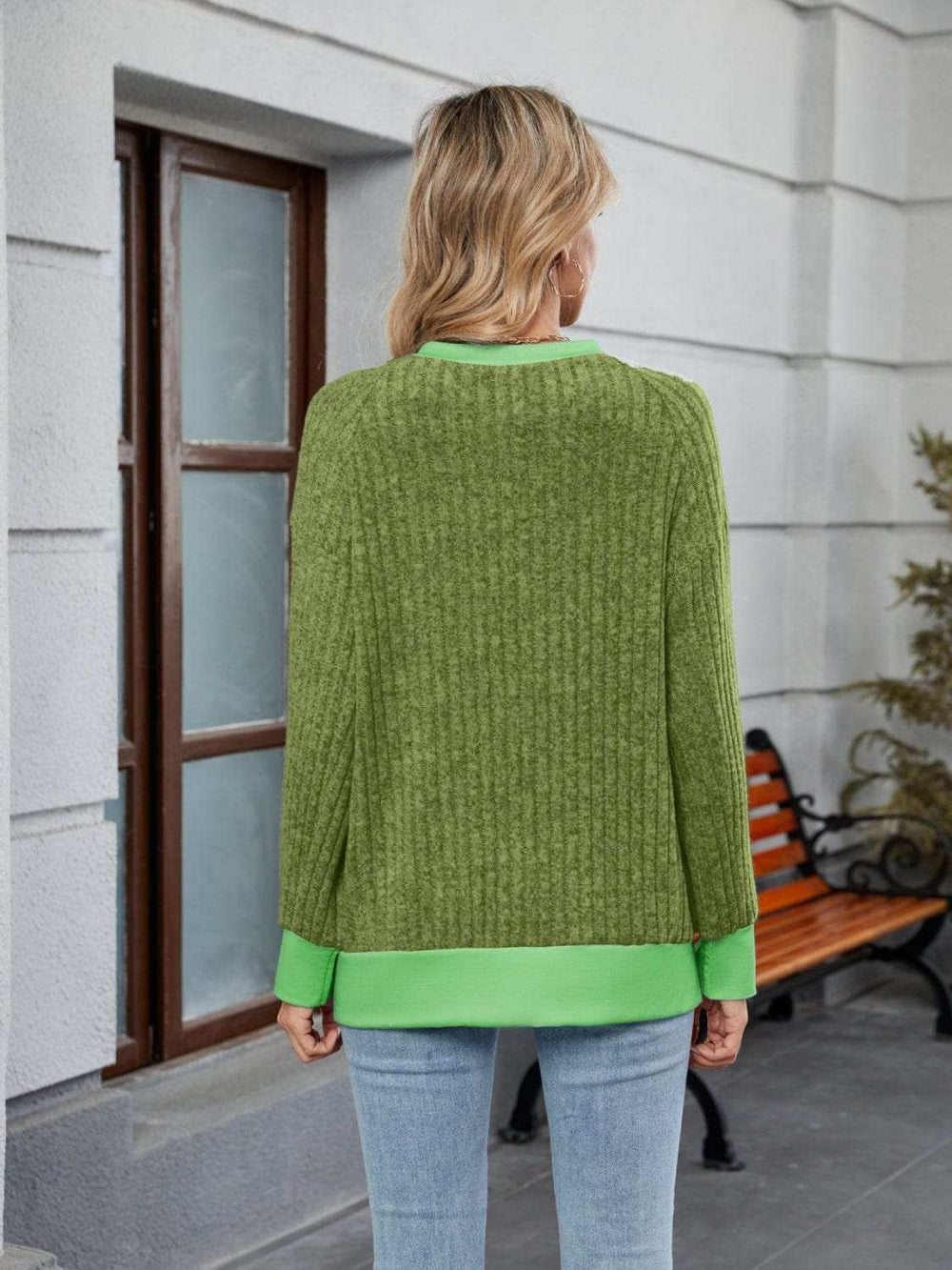 Contrast Trim Round Neck Long Sleeve T-Shirt - Trendsi - Flyclothing LLC