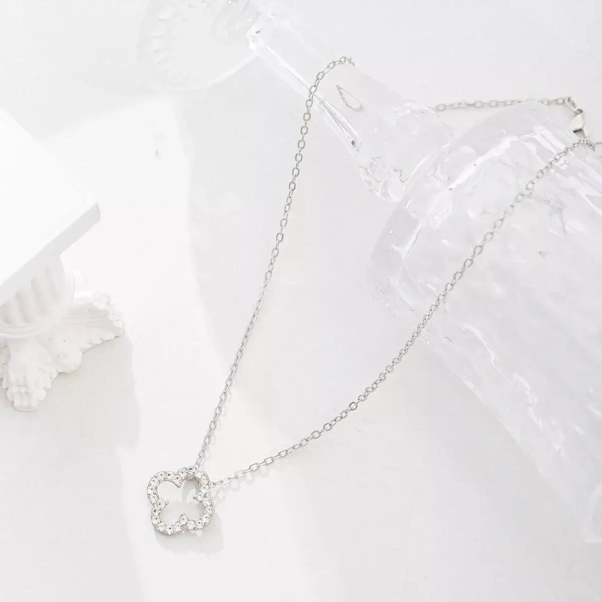 Clover Pendant Necklace - Trendsi - Flyclothing LLC