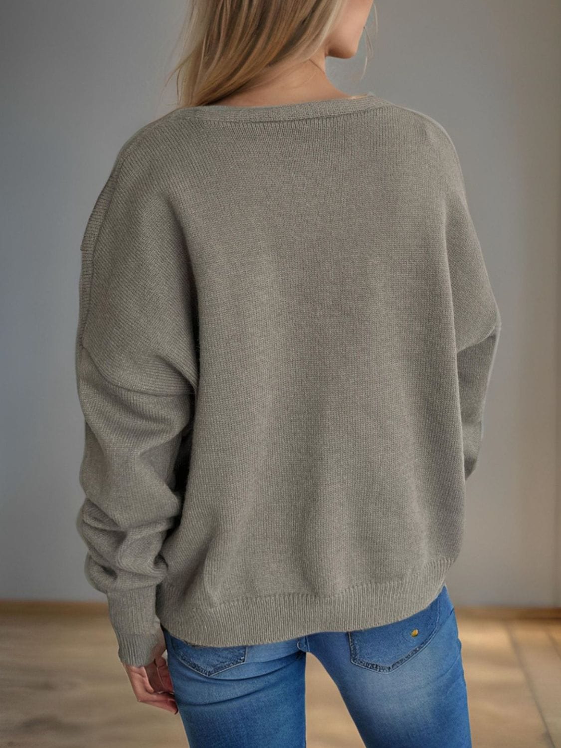 Daisy Button Up V-Neck Cardigan - Trendsi