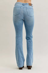 Judy Blue Full Size Mid Rise Bootcut Jeans with Contrast Wash & Front Patch Pockets Plus Size - Trendsi - Flyclothing LLC