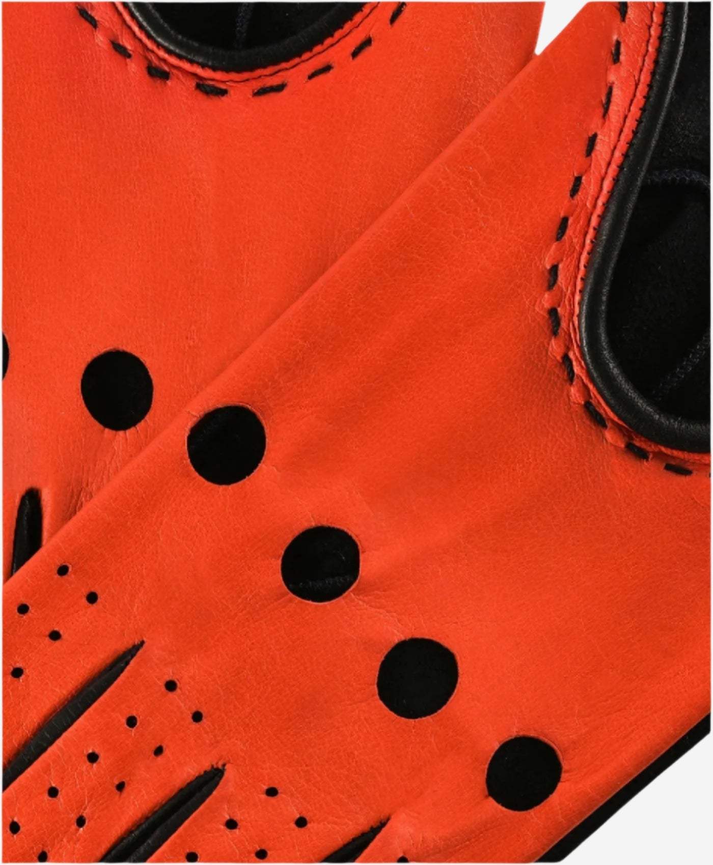 CA4918 (black/red) - Women’s unlined Italian lambskin driving gloves with ventilation holes