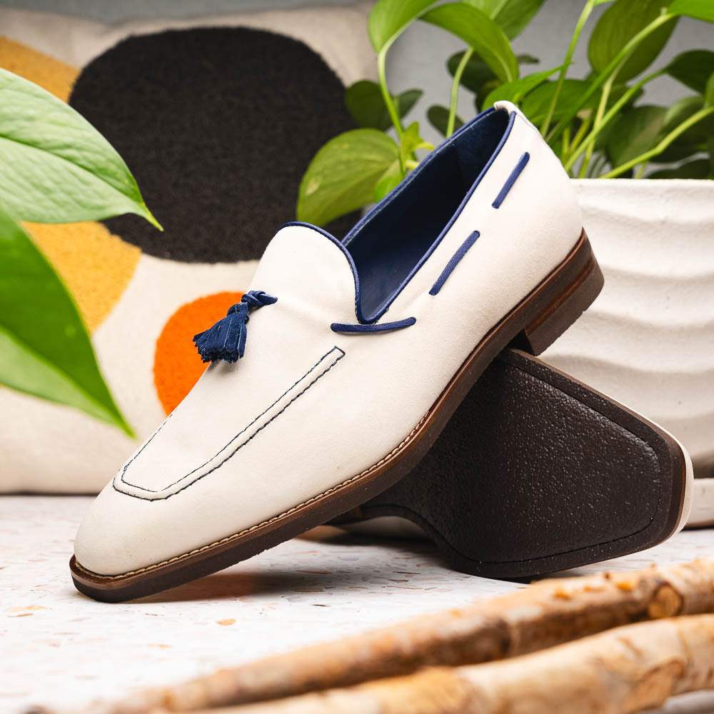 16-628-SND CARMEN Sueded Goatskin & Crocodile Tassel Loafer, Sand - Zelli Italia - Flyclothing LLC