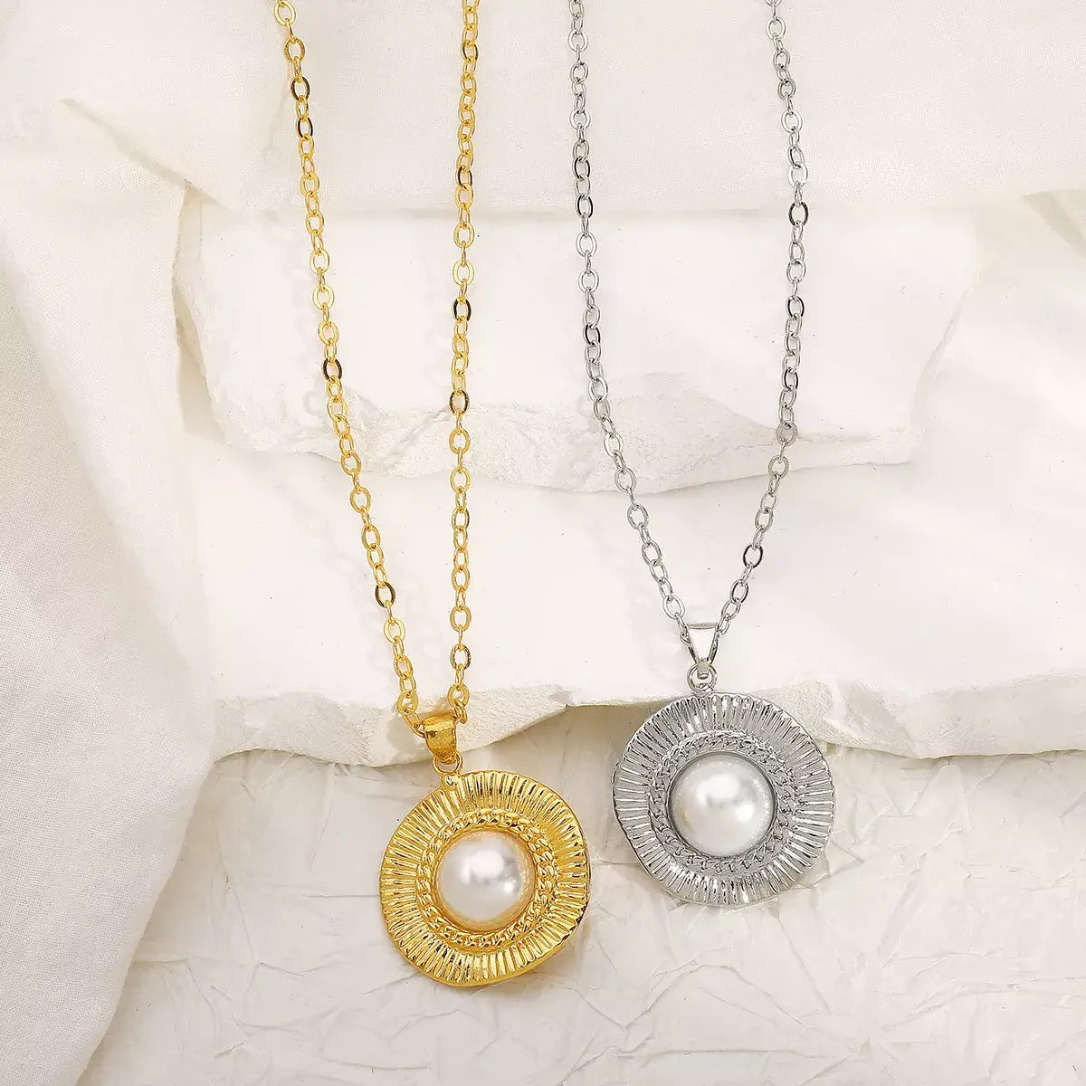 Alloy Pearl Pendant Necklace - Trendsi - Flyclothing LLC