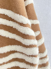 Contrast Round Neck Long Sleeve Sweater - Trendsi