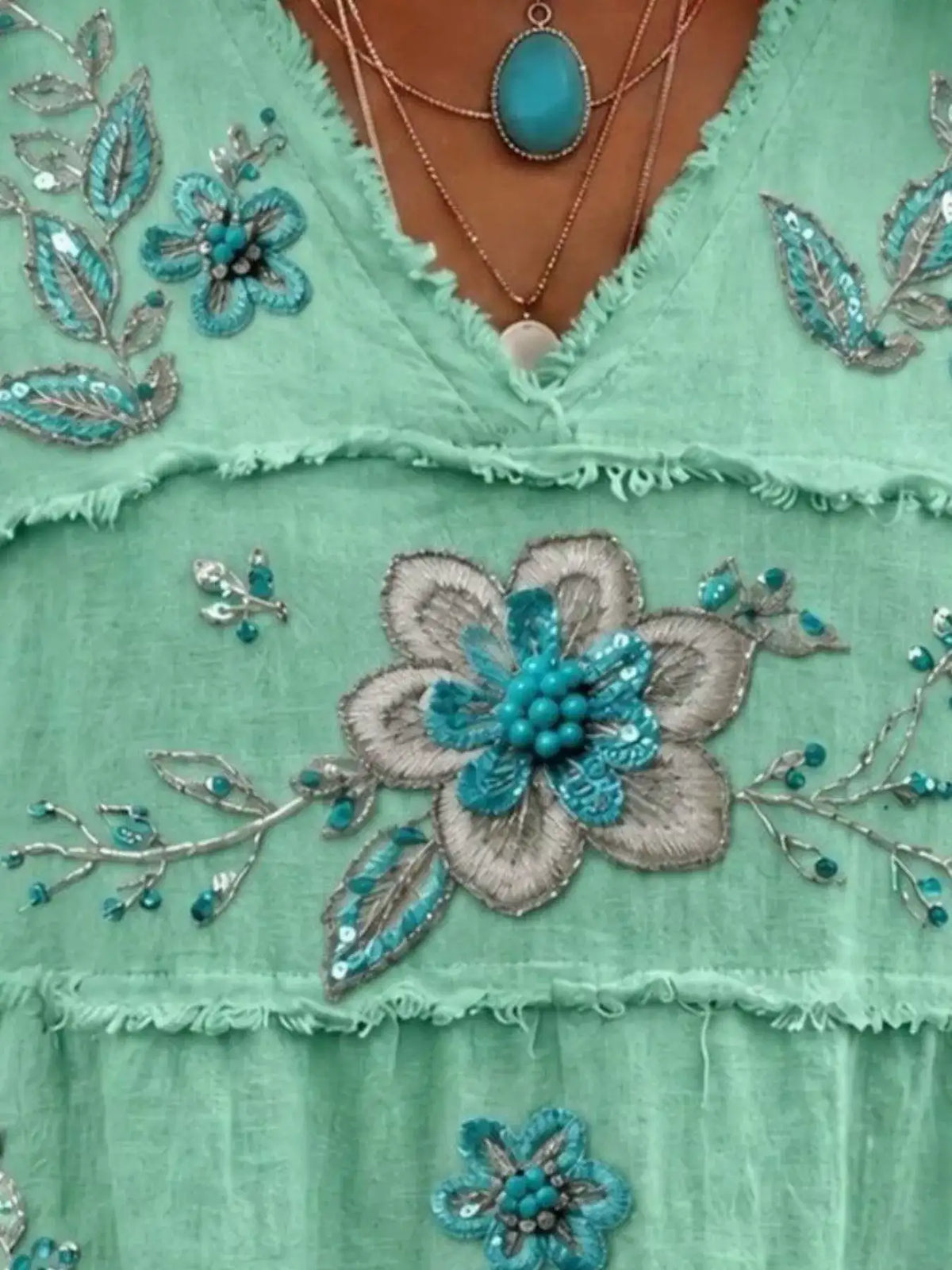 Full Size Floral Raw Hem V-Neck Blouse Plus Size - Trendsi - Flyclothing LLC