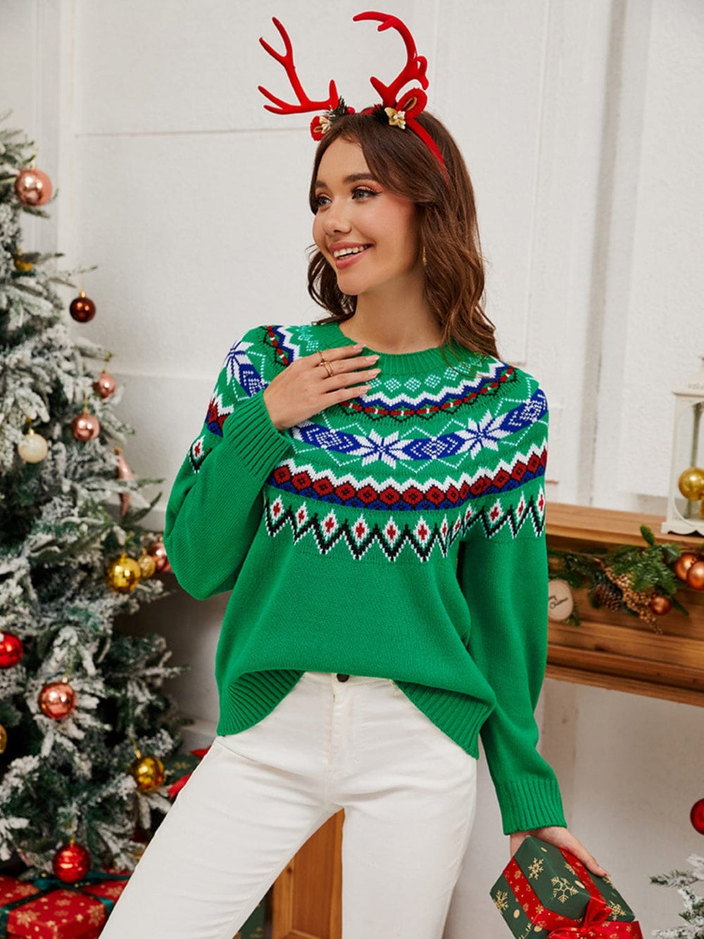 Geometric Round Neck Long Sleeve Sweater - Trendsi