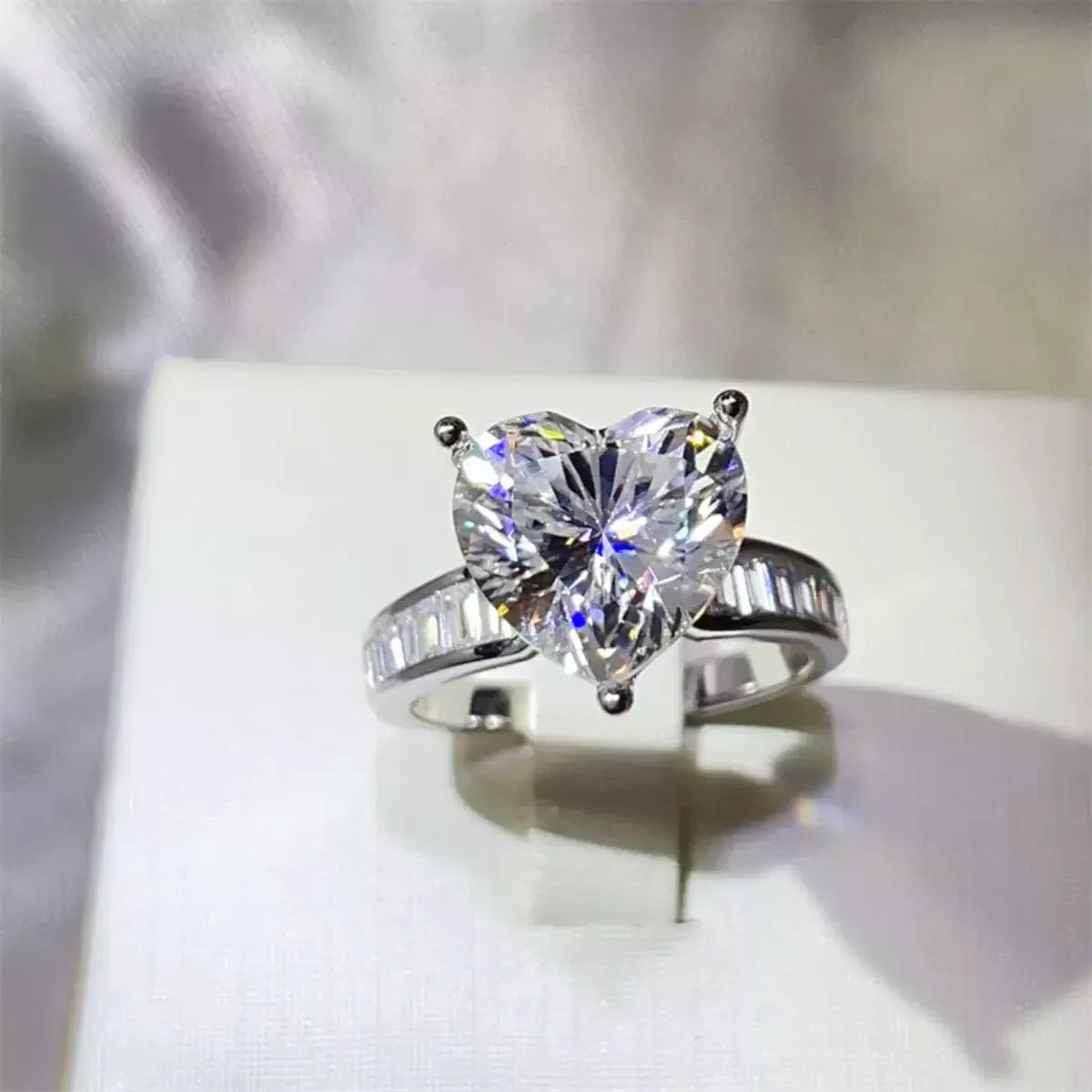 5 Carat Moissanite 925 Sterling Silver Heart Ring - Trendsi - Flyclothing LLC