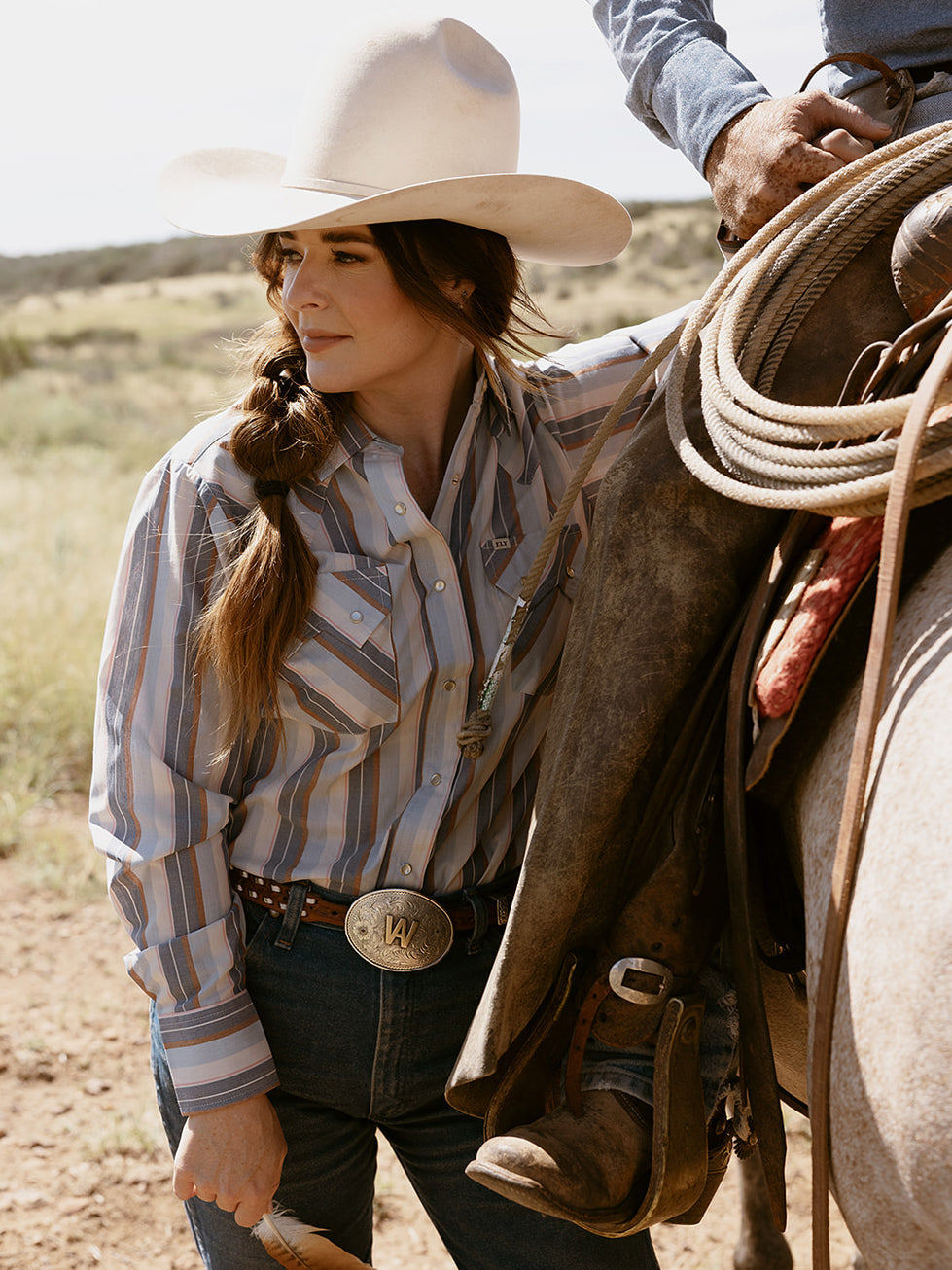 Women's Cowboygirl Ecru & Cowboy Blue Stripe Granddaddy Snap Shirt