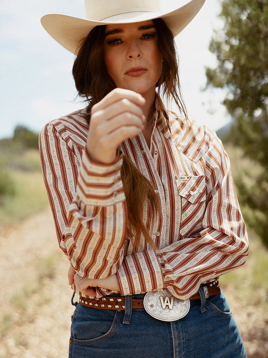 Women's Cowboygirl Ranch Rig Rust Horseshoe Stripe Print Granddaddy Snap Shirt
