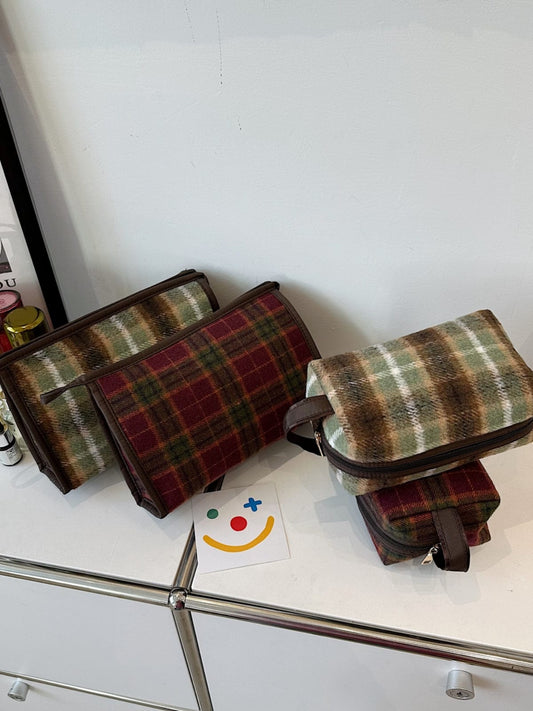 Contrast Plaid Clutch with Zipper - Trendsi
