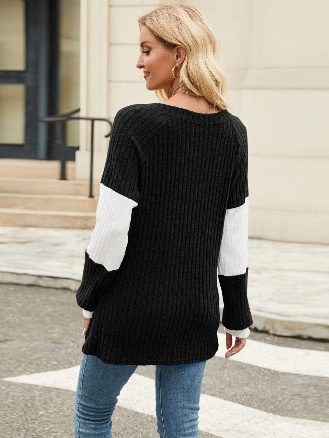 Color Block V-Neck Long Sleeve T-Shirt - Trendsi - Flyclothing LLC