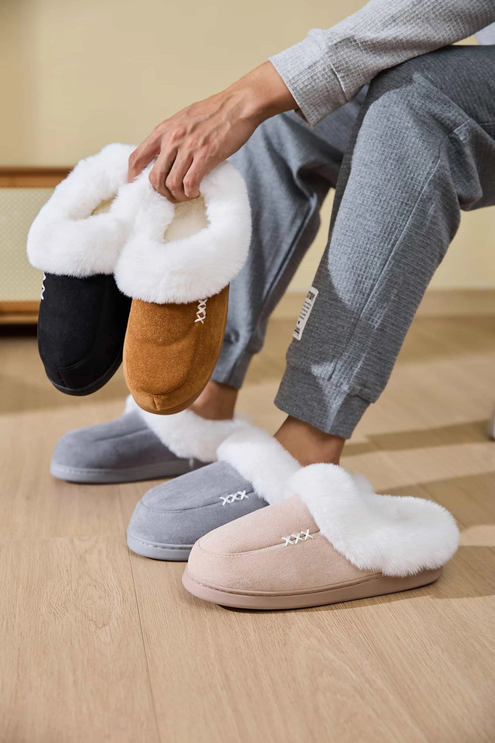 Fluff Trim Round Toe Flat Slippers - Trendsi