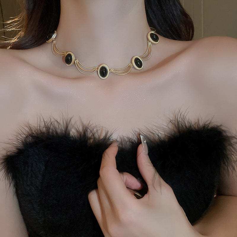 Alloy Oval Gemstone Necklace - Trendsi - Flyclothing LLC