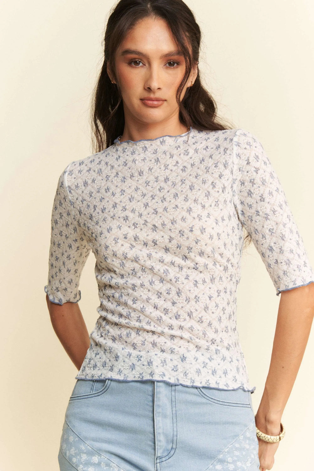Davi & Dani Lace Stretch Floral Marrow Edge Half Sleeve Top - Trendsi