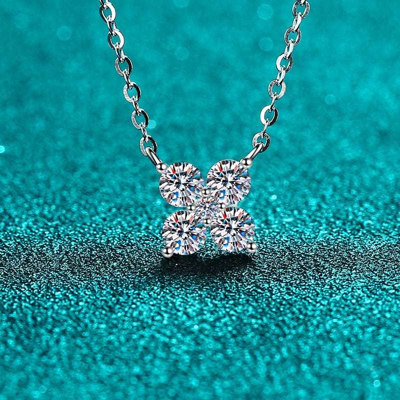 1.26 Carat Moissanite 925 Sterling Silver Geometric Shape Pendant Necklace - Trendsi - Flyclothing LLC