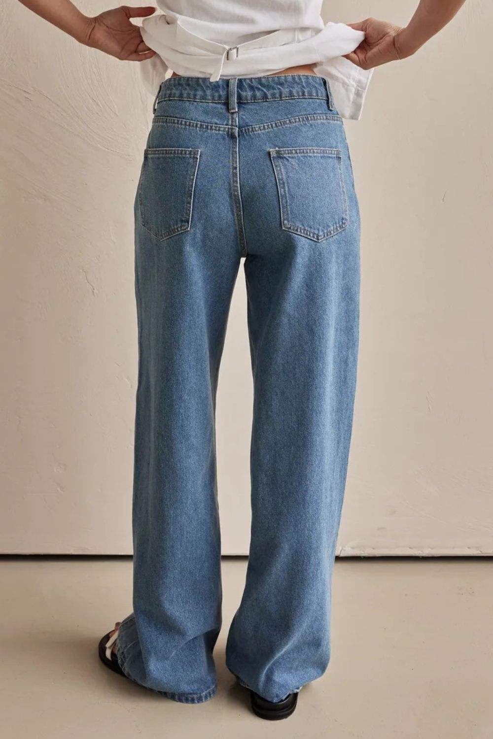 Contrast Straight Leg Jeans with Pockets - Trendsi - Flyclothing LLC