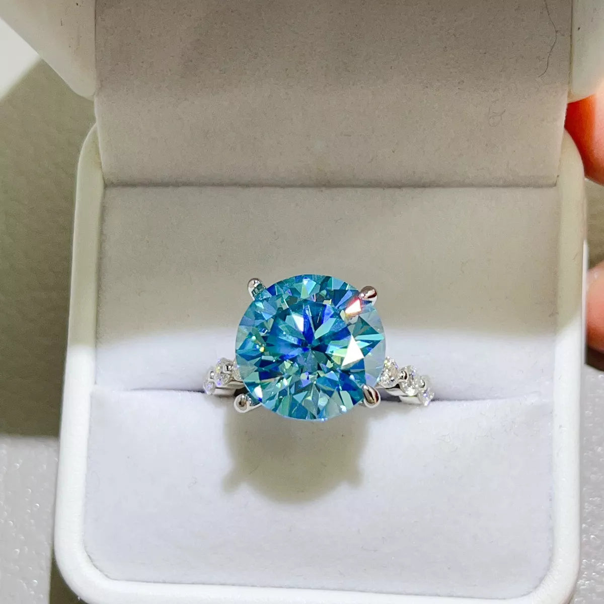 d8f10de4-b898-4122-80d0-aba19592d52c-Max-Origin