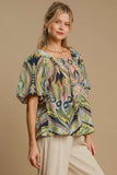 Blusa de manga abullonada con escote cuadrado fruncido y estampado abstracto de tamaño completo de Umgee