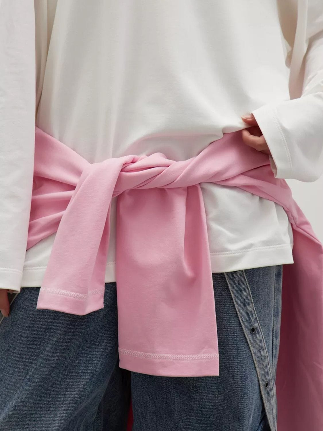 Round Neck Dropped Shoulder Long Sleeve T-Shirt - Trendsi