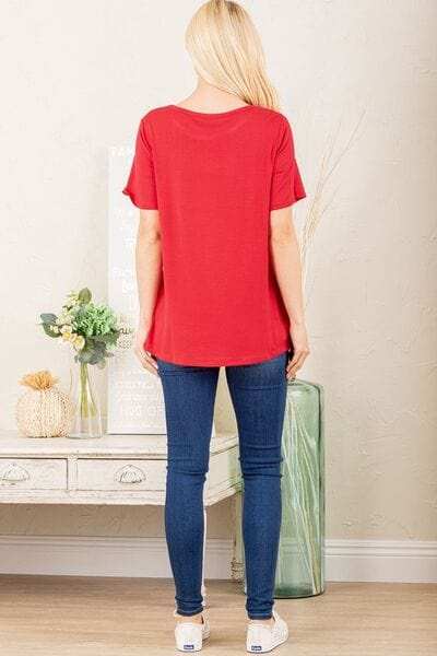 Heimish Full Size Leopard Lip Round Neck Short Sleeve T-Shirt Plus Size - Trendsi - Flyclothing LLC