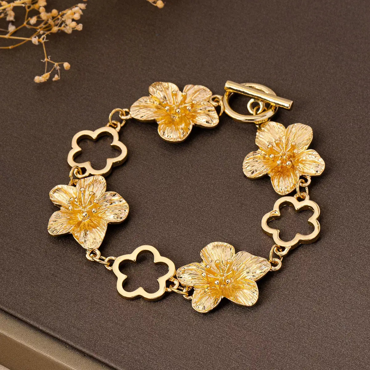 18K Gold-Plated Flower Bracelet - Trendsi - Flyclothing LLC