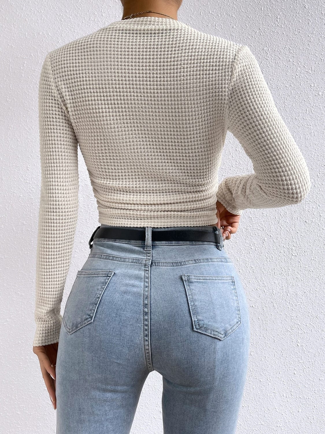 Round Neck Long Sleeve T-Shirt - Trendsi
