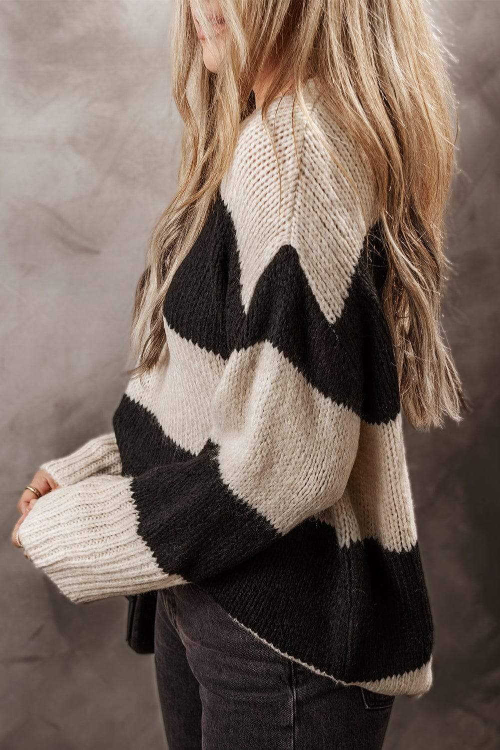 Color Block Round Neck Sweater - Trendsi - Flyclothing LLC