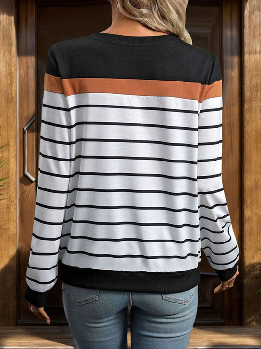 Sudadera de rayas con cuello redondo y manga larga