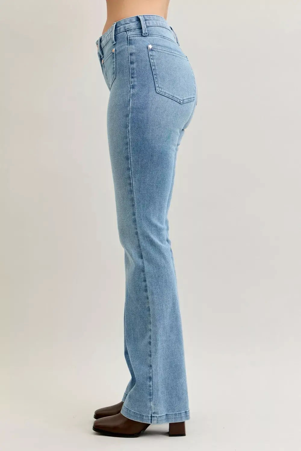 Judy Blue Full Size Mid Rise Bootcut Jeans with Contrast Wash & Front Patch Pockets Plus Size - Trendsi - Flyclothing LLC