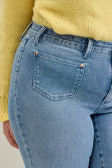 Judy Blue Full Size Mid Rise Bootcut Jeans with Contrast Wash & Front Patch Pockets Plus Size - Trendsi - Flyclothing LLC