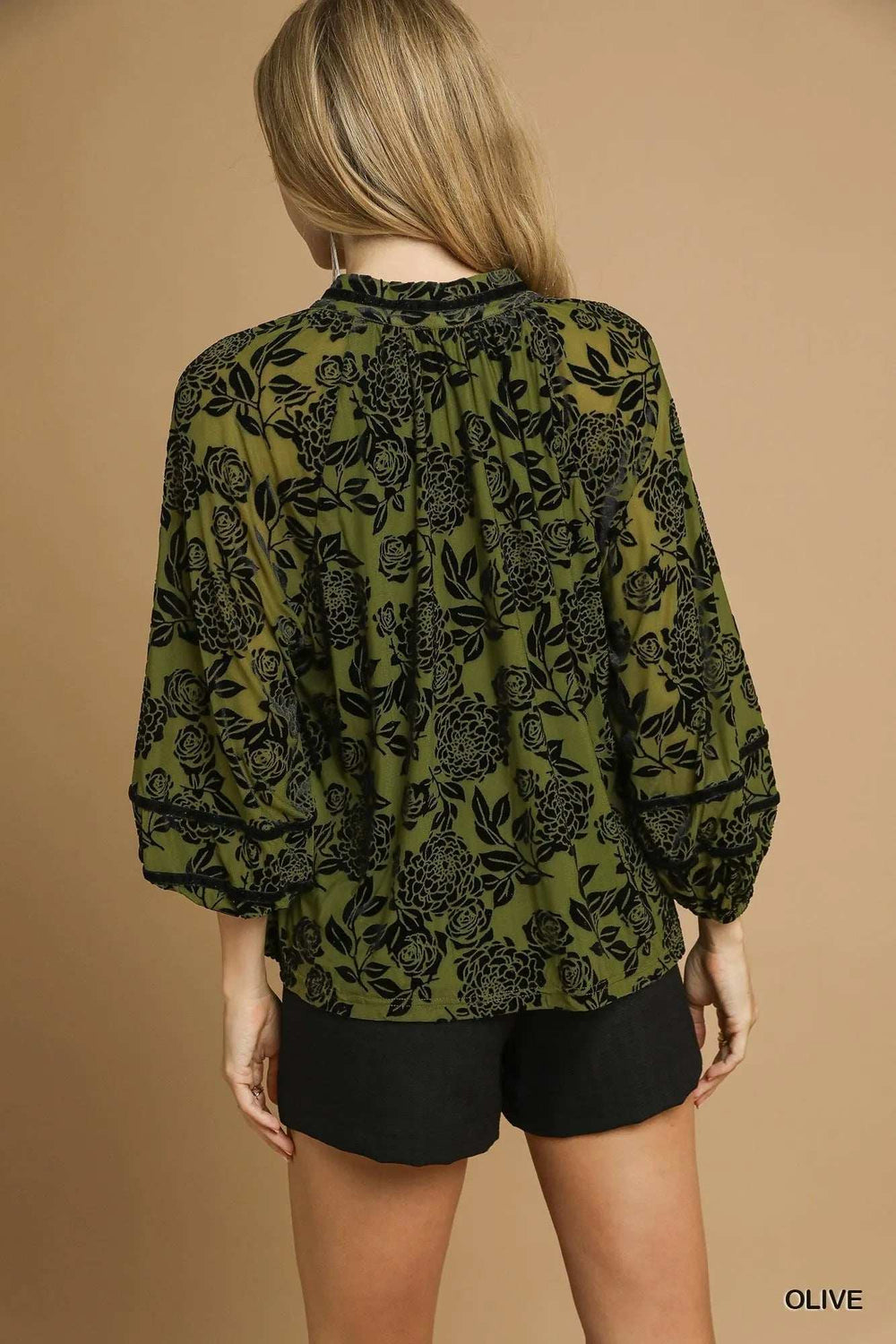 Umgee Full Size Floral Velvet Blouse with Balloon Sleeves Plus Size - Trendsi - Flyclothing LLC