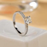 2 Carat Moissanite Zircon 925 Sterling Silver Ring - Trendsi