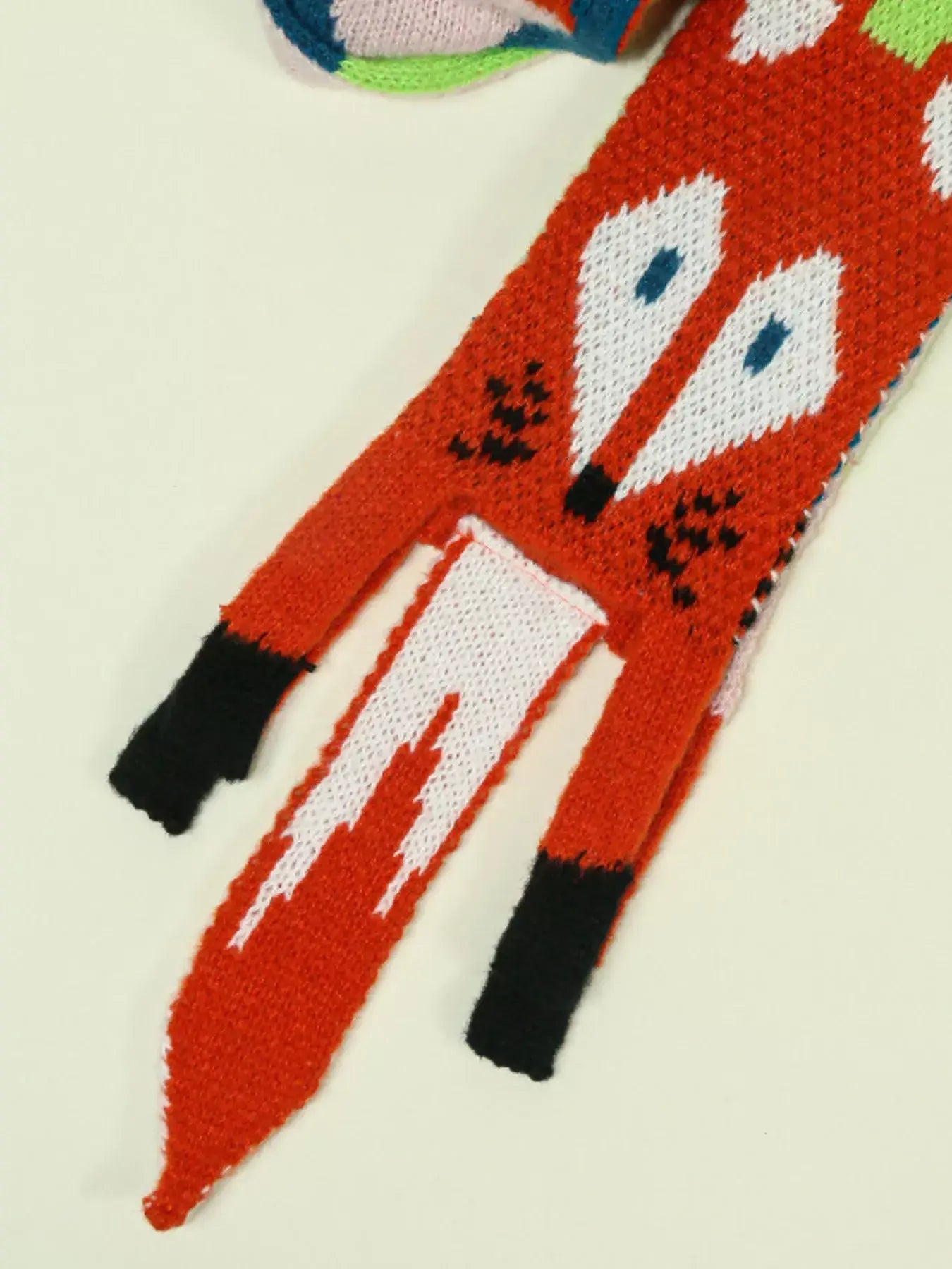 Knitted Fox Pattern Scarf - Trendsi - Flyclothing LLC
