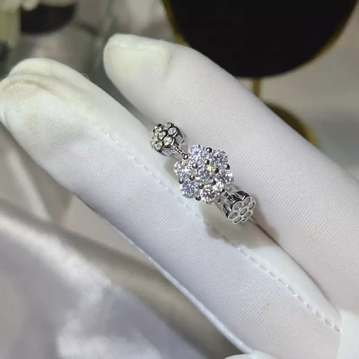 925 Sterling Silver Moissanite Flower Ring - Trendsi - Flyclothing LLC
